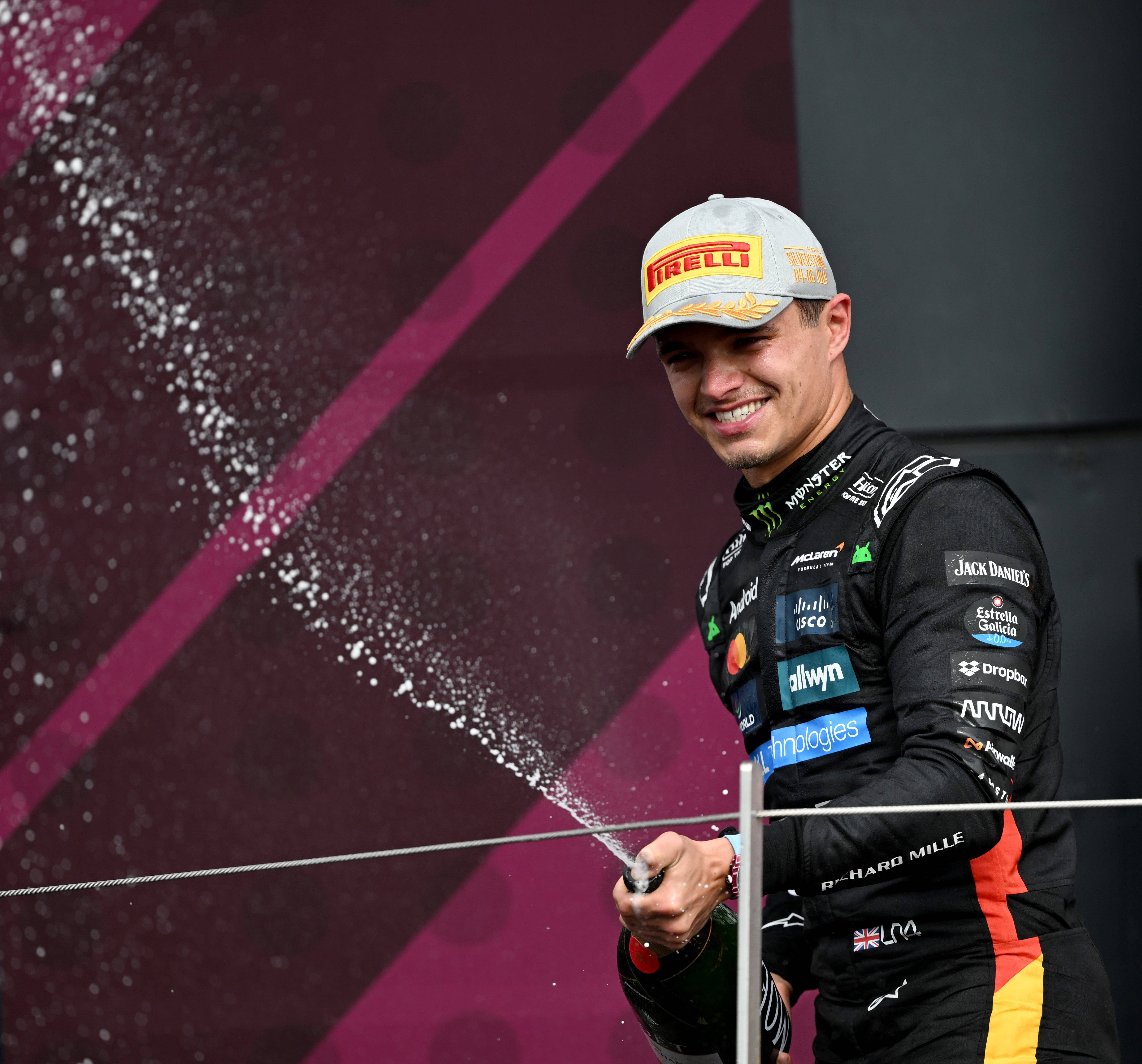 索伯车队绝杀威廉姆斯，皮亚斯特里高光表现