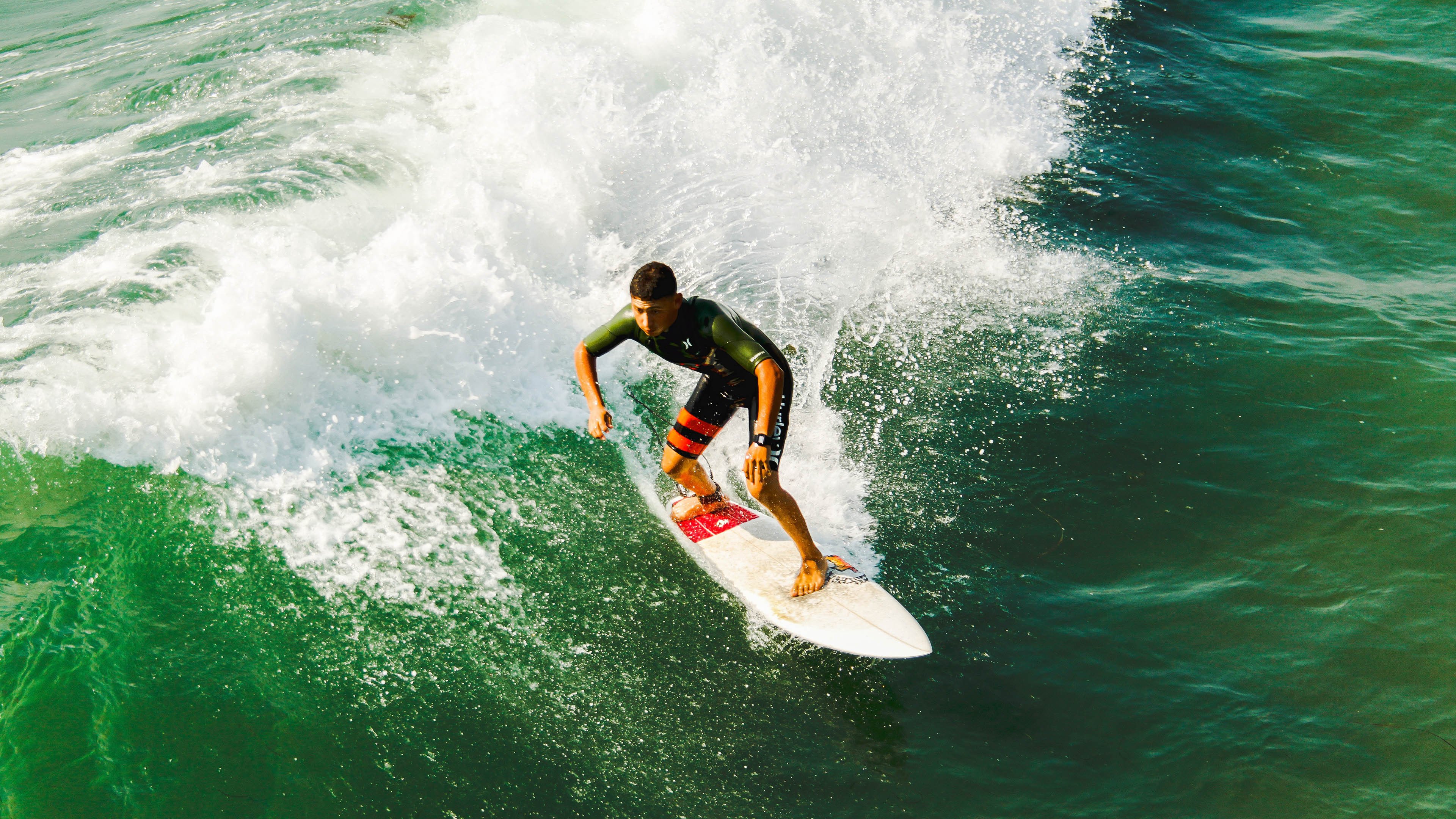 阿什拉夫，从北非沙漠到北欧雪原，一脚踢碎澳大利亚的童话
