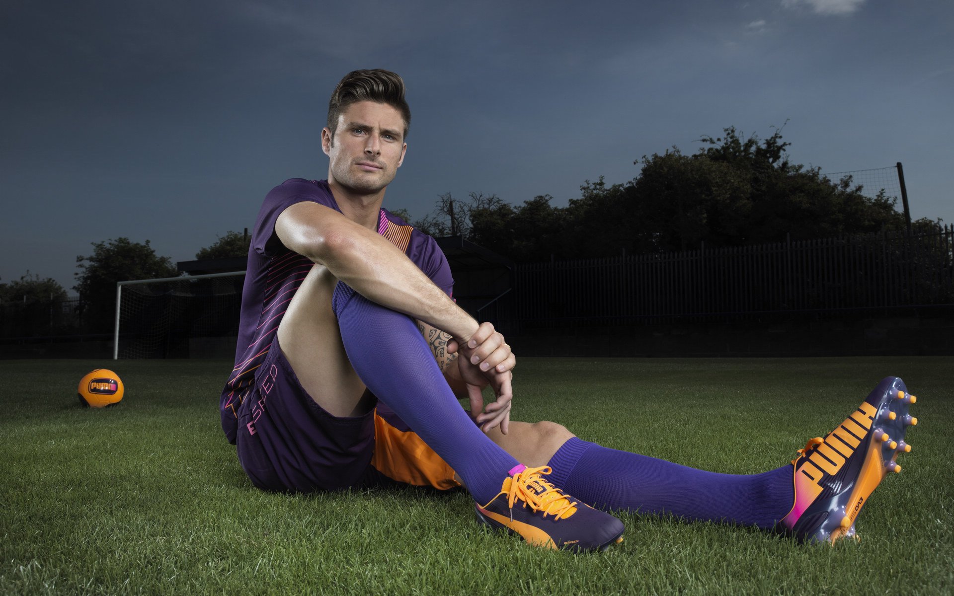 F1新赛季揭幕战焦点战，拜仁踏平塞内加尔