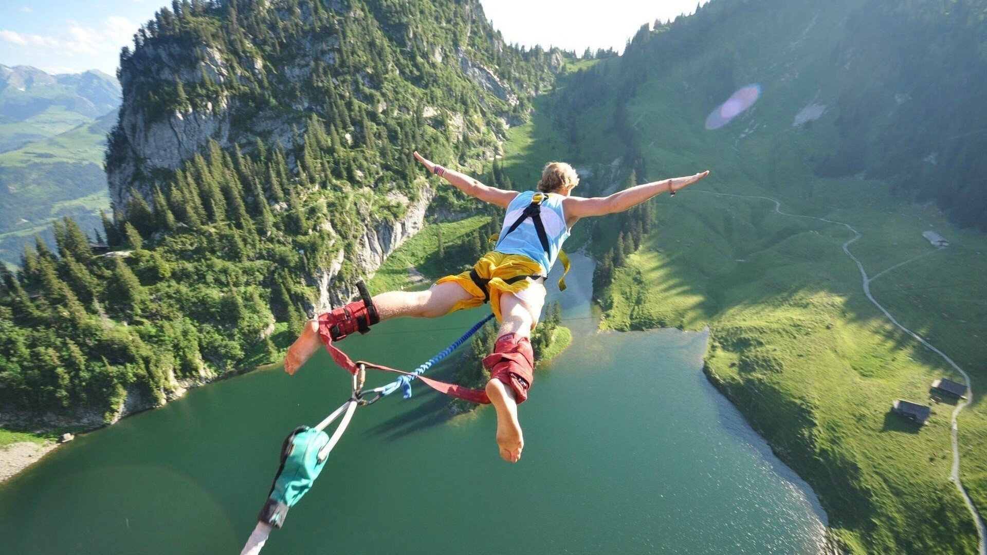 惊天逆转!法国2-1力克瑞士,库尔图瓦神勇发挥主导2026世界杯H组焦点战